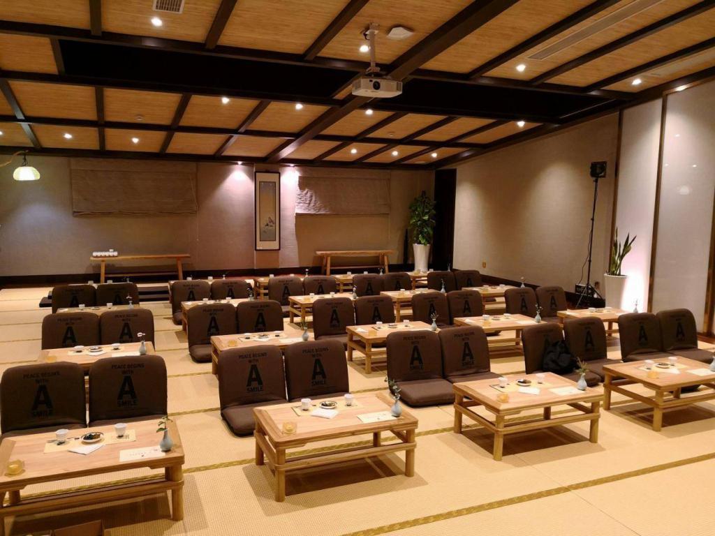 珑汇璟艺术空间-望月