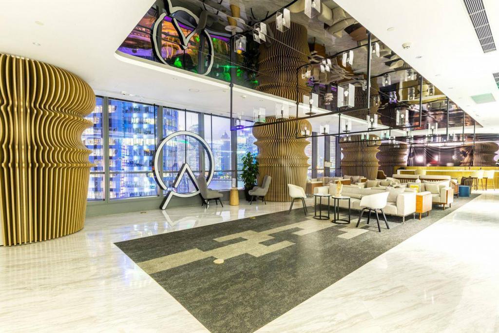 寰图办公空间 · 上海白玉兰广场